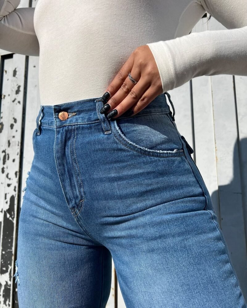 JEANS CELESTE WIDE LEG C/ ROTURAS #94 - Imagen 2