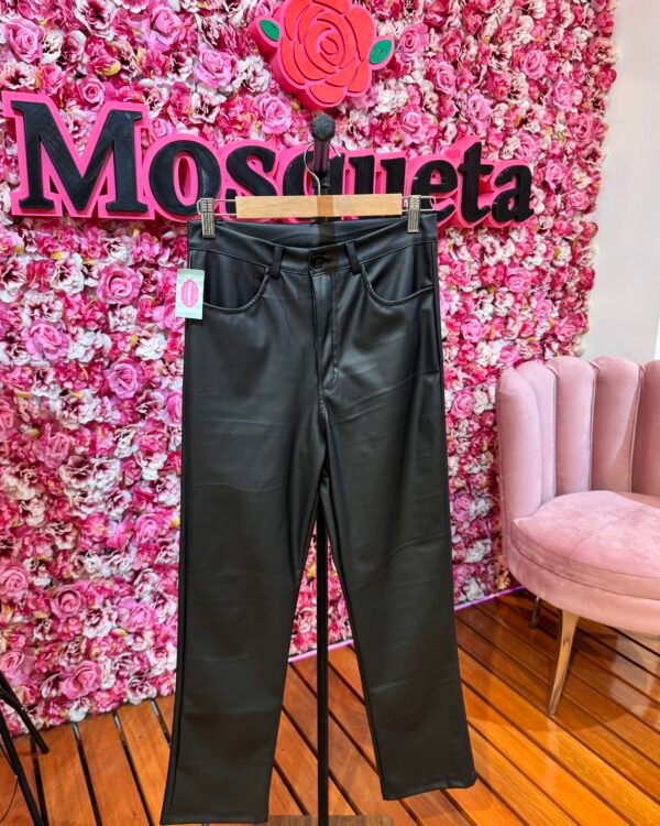 PANTALON ENGOMADO #B32