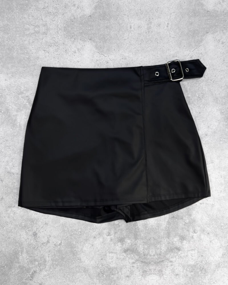SHORT POLLERA CUERINA EVILLA #A744