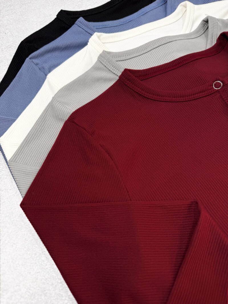REMERA MORLEY BROCHES #A809 - Imagen 2