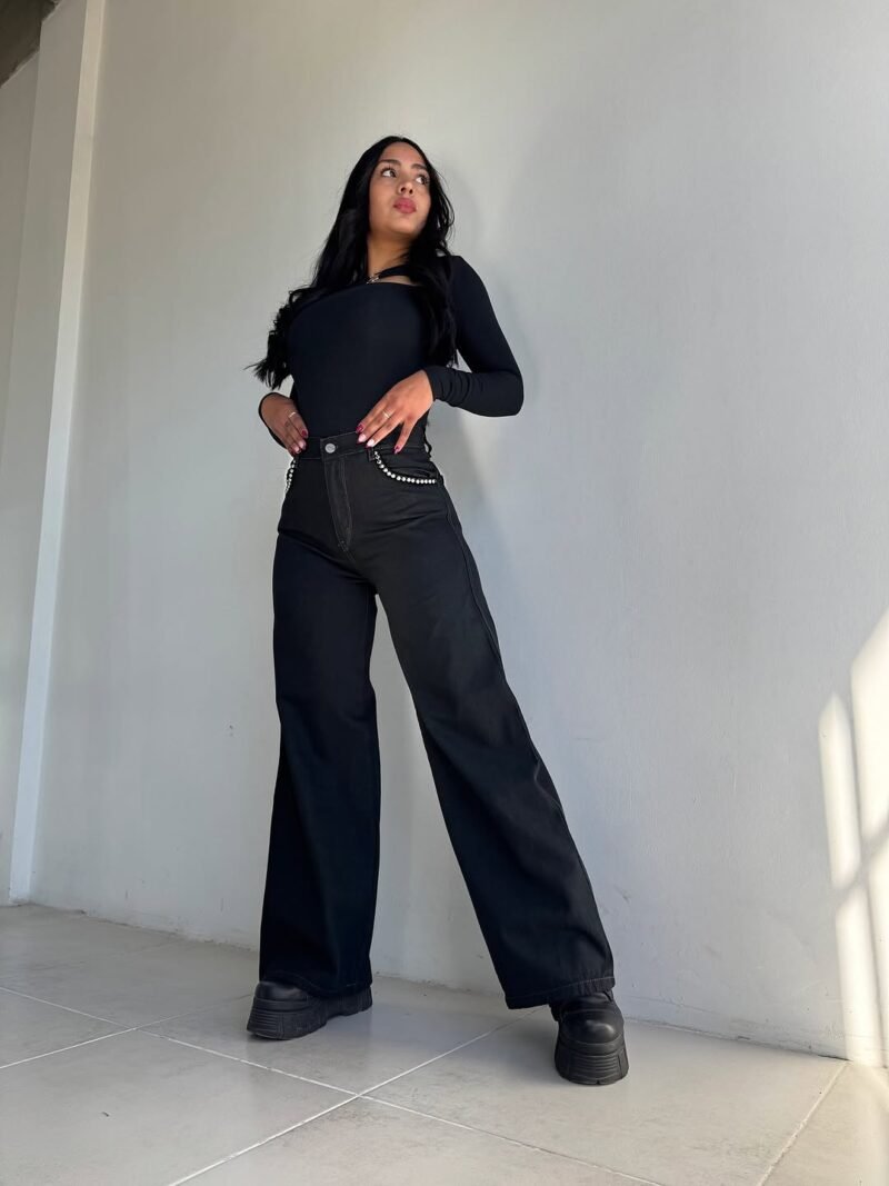 JEANS WIDE LEG NEGRO C/ TACHAS  #09 - Imagen 2
