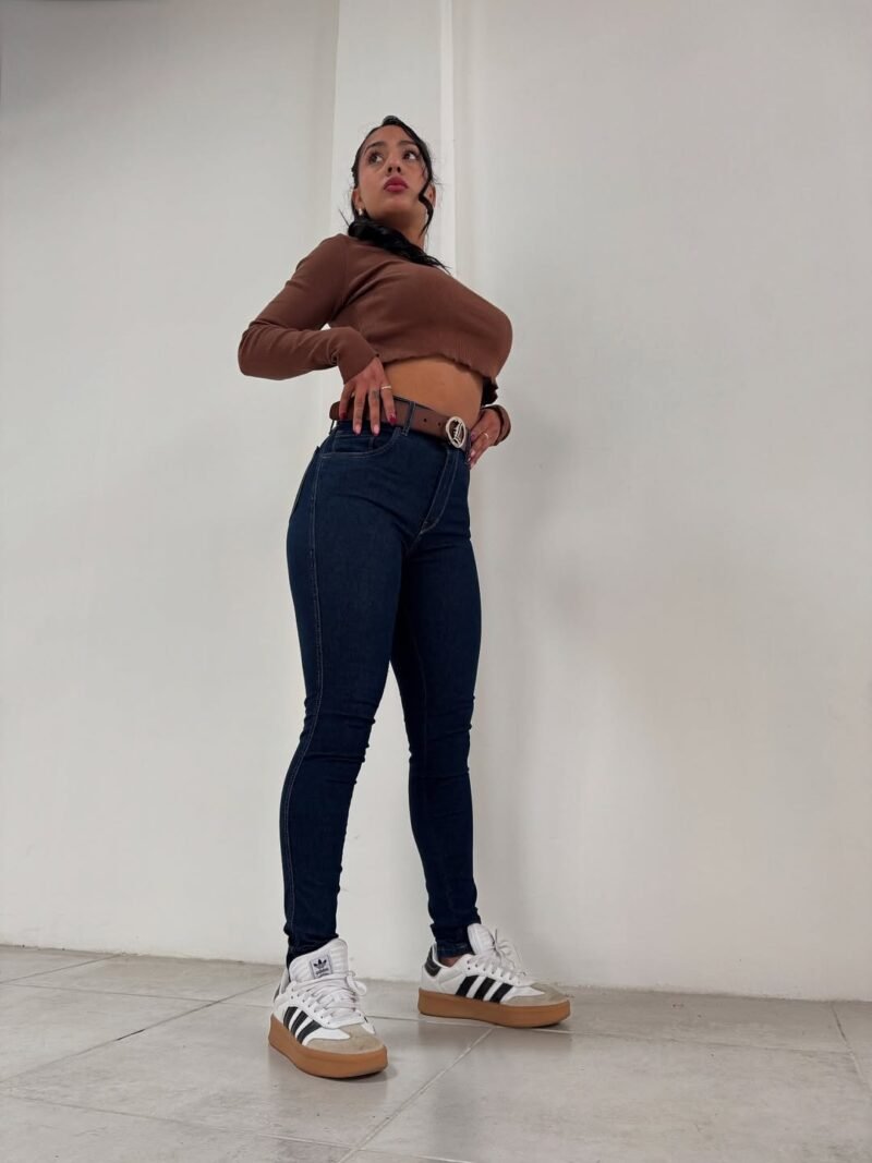 JEANS AZUL COSTURA BEIGE #90 - Imagen 5