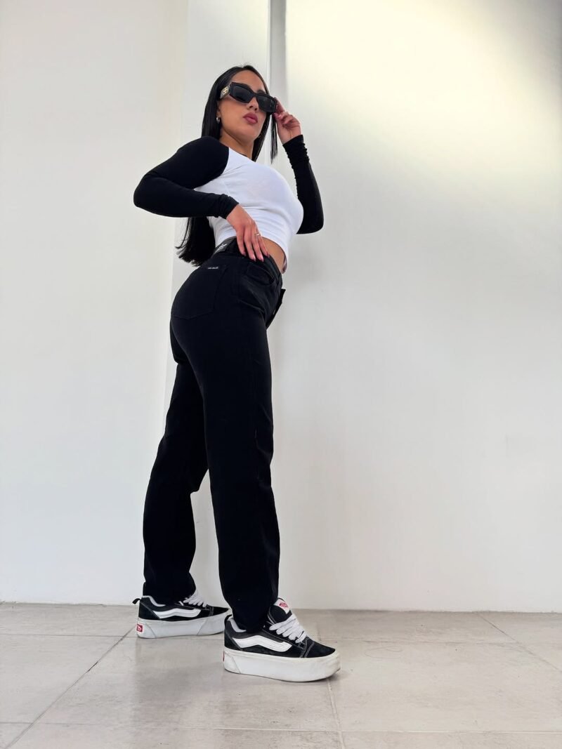 JEANS MOM NEGRO #50 - Imagen 6