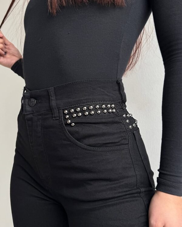 JEANS OXFORD NEGRO C/ TACHAS #24