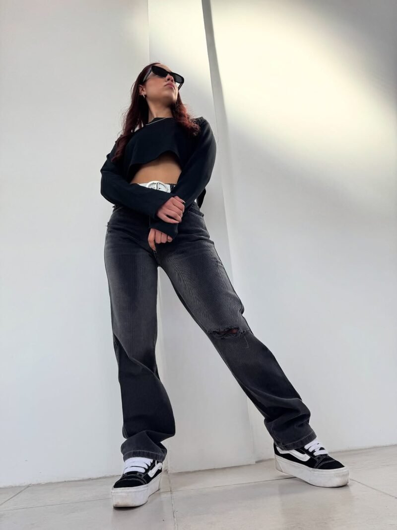 JEANS MOM GRIS C/ ROTURAS #23 - Imagen 2