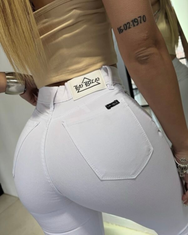 JEANS BLANCO CLASICO #03