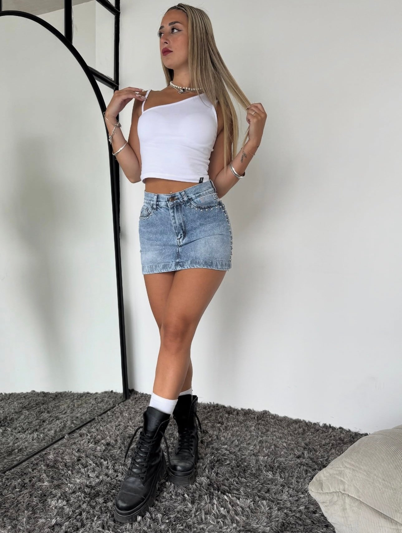 MINI JEANS NEVADA C/ TACHAS #40