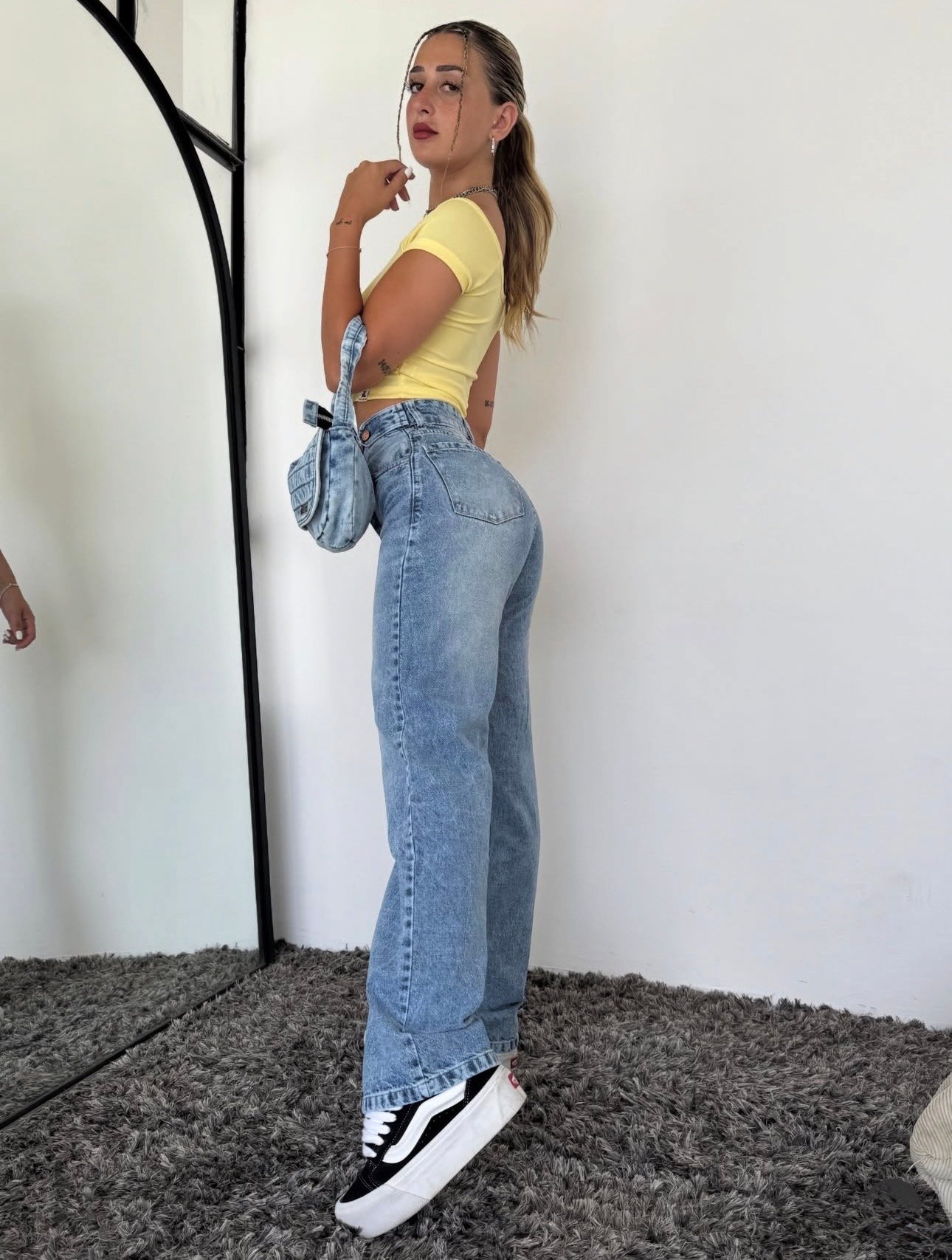 JEANS MOM CELESTE NEVADO #34 - Imagen 4